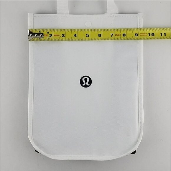 Lululemon 4 Carryall Totes 1 Red Large & 3 Small Red Black White - Picture 14 of 16